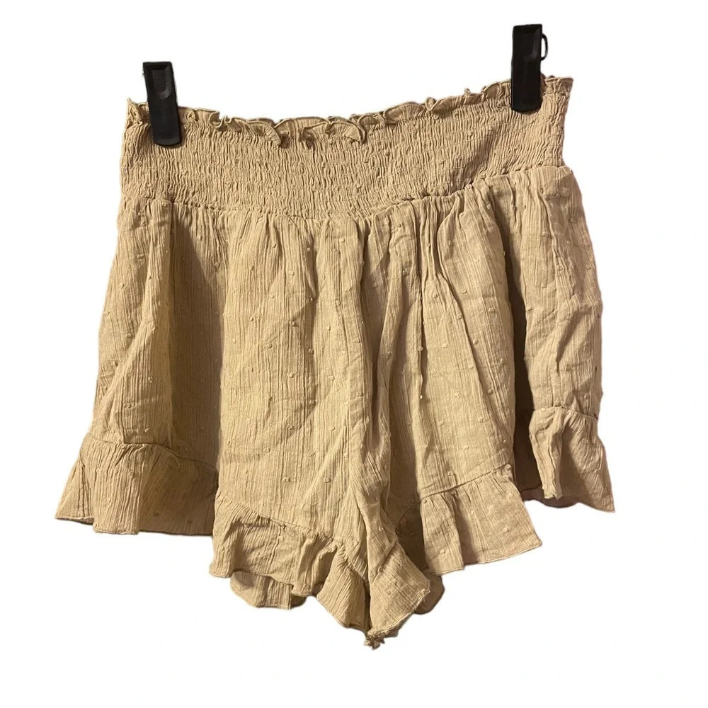 FOREVER 21 BEIGE FLOWY SHORTS